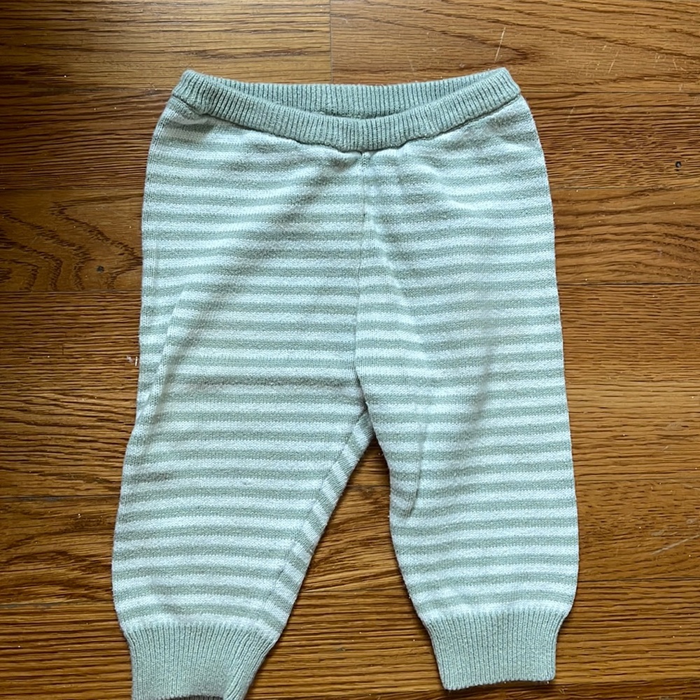Baby Gap sweatpants, size 3-6mo